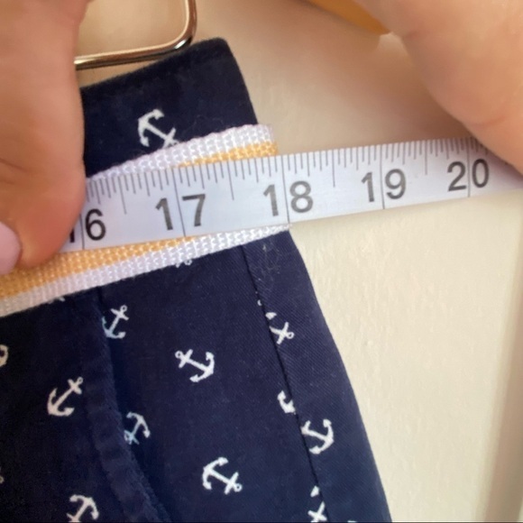 Dockers Shorts Women Navy Blue White Anchors  Pockets Flat Front‎  Size 10 - Picture 8 of 9